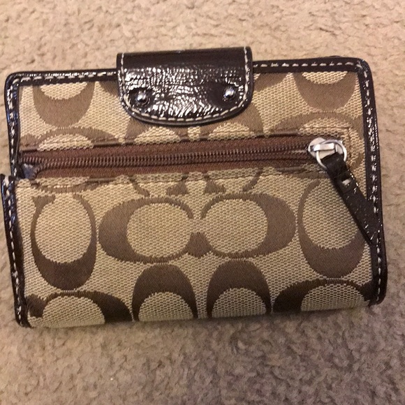 Coach Wallet - Picture 6 of 7